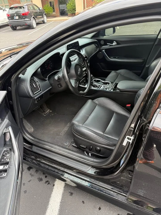 2018 Kia Stinger - Image 6 of 10