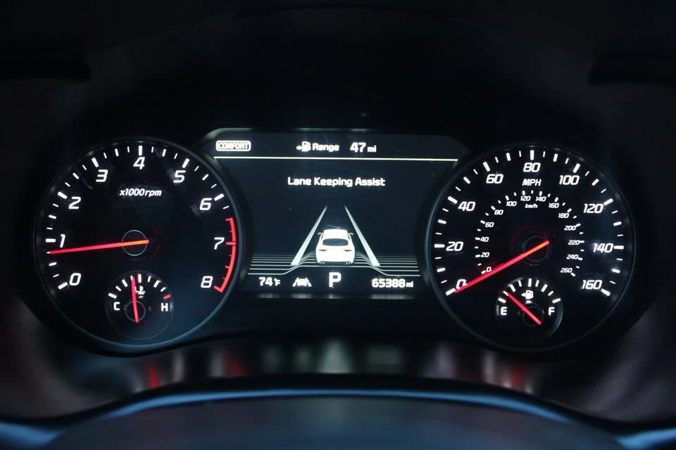 2018 Kia Stinger - Image 12 of 20
