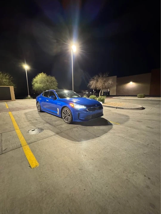 2018 Kia Stinger - Image 2 of 4