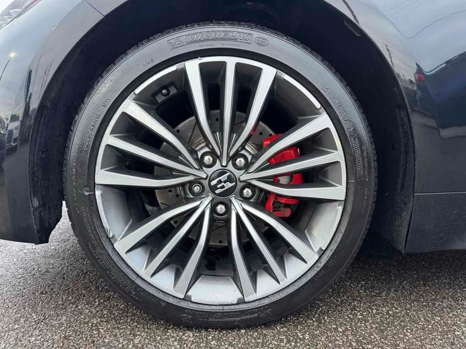 2018 Kia Stinger - Image 8 of 20