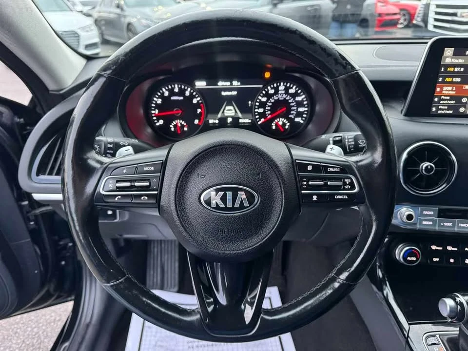 2018 Kia Stinger - Image 10 of 20
