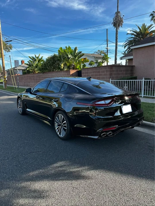 2018 Kia Stinger - Image 5 of 12