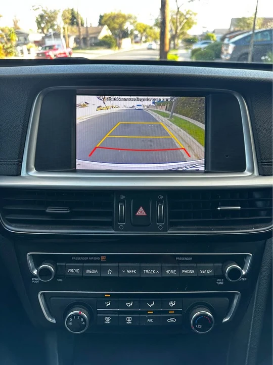 2018 Kia Stinger - Image 8 of 12