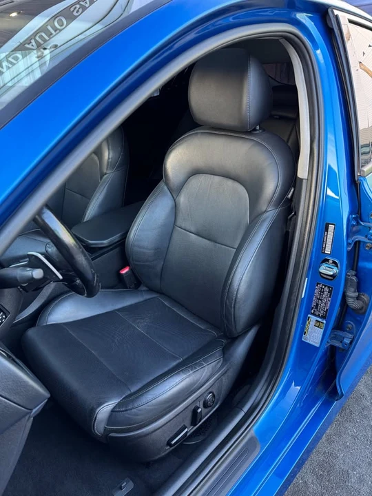 2018 Kia Stinger - Image 16 of 20