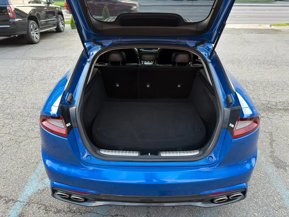 2018 Kia Stinger - Image 11 of 20