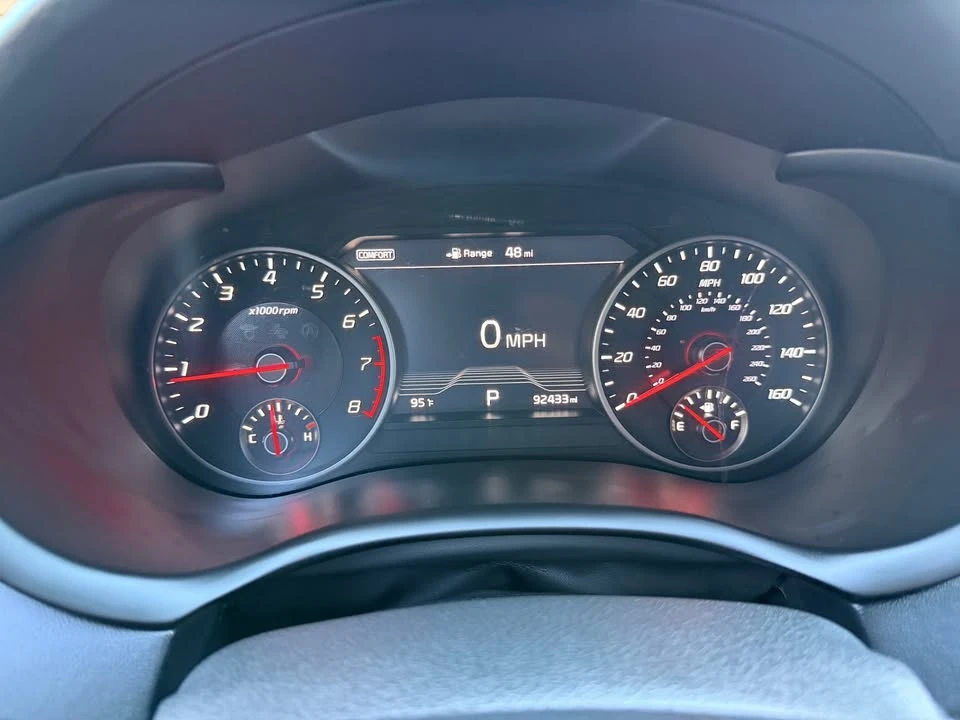 2018 Kia Stinger - Image 11 of 20