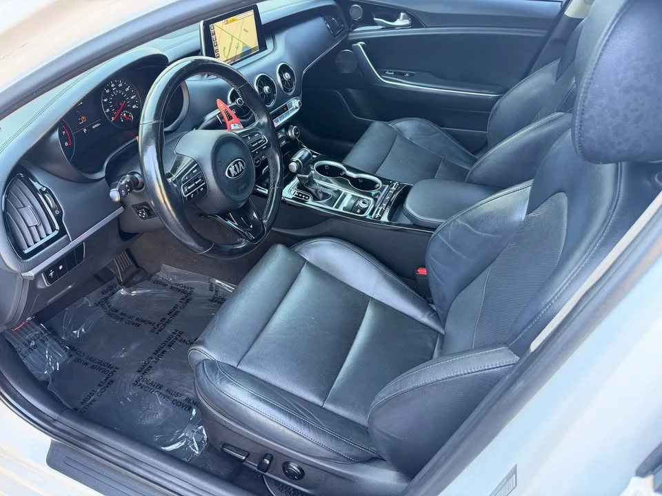 2018 Kia Stinger - Image 10 of 20