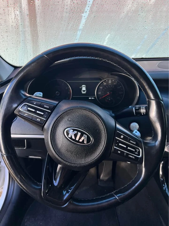2018 Kia Stinger - Image 5 of 10