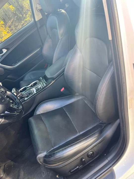 2018 Kia Stinger - Image 8 of 10