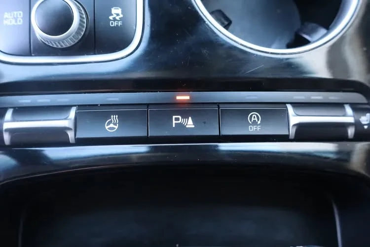 2018 Kia Stinger - Image 16 of 19