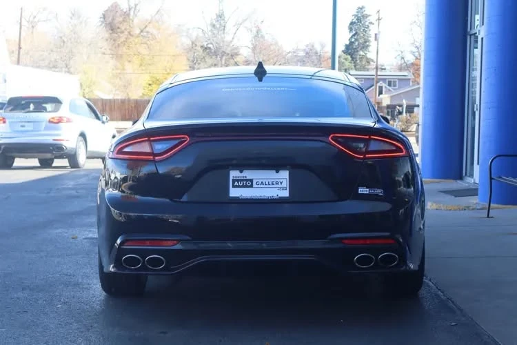 2018 Kia Stinger - Image 3 of 19