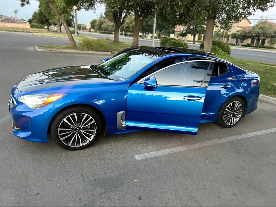 2018 Kia Stinger - Image 2 of 14