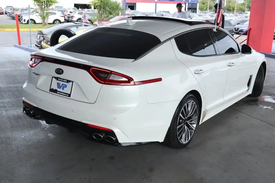 2018 Kia Stinger - Image 4 of 20