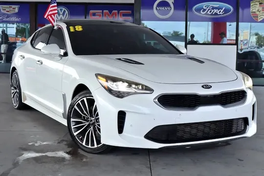 2018 Kia Stinger Premium RWD