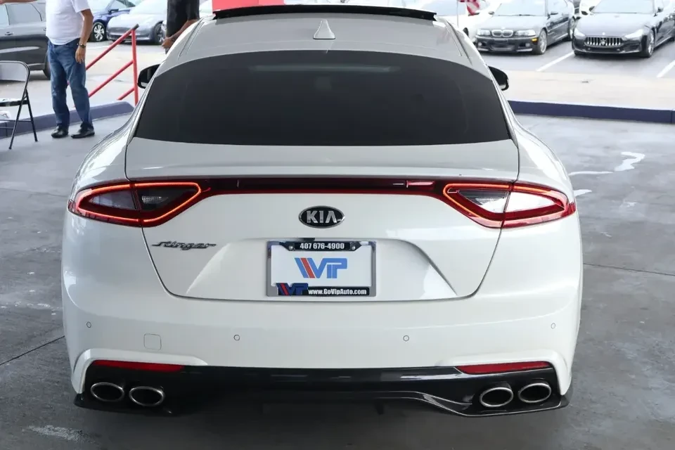 2018 Kia Stinger - Image 4 of 15