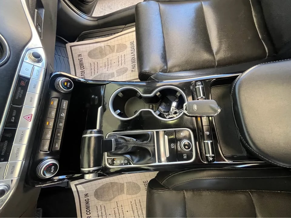 2018 Kia Stinger - Image 7 of 11