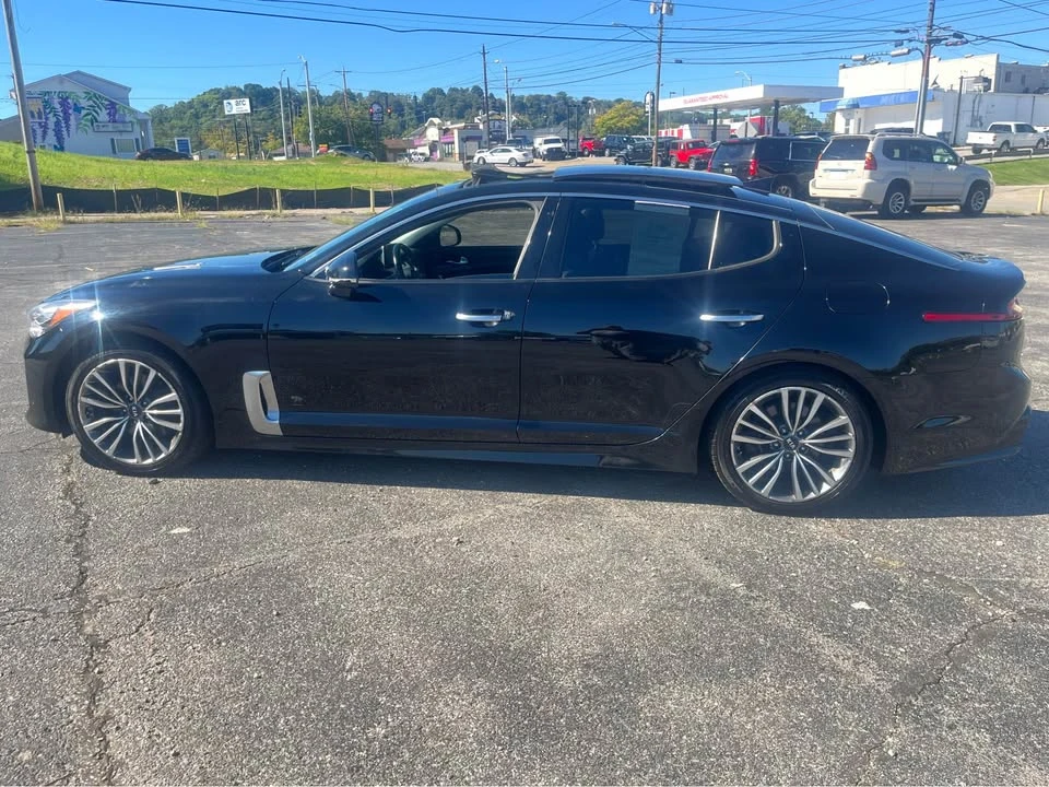 2018 Kia Stinger - Image 5 of 11