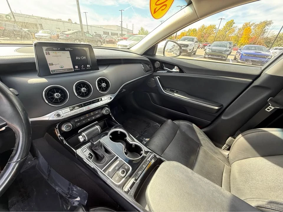 2018 Kia Stinger - Image 15 of 15