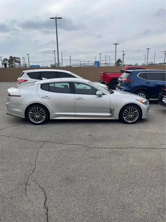 2018 Kia Stinger - Image 4 of 4