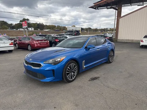 2018 Kia Stinger · Premium Sedan 4D