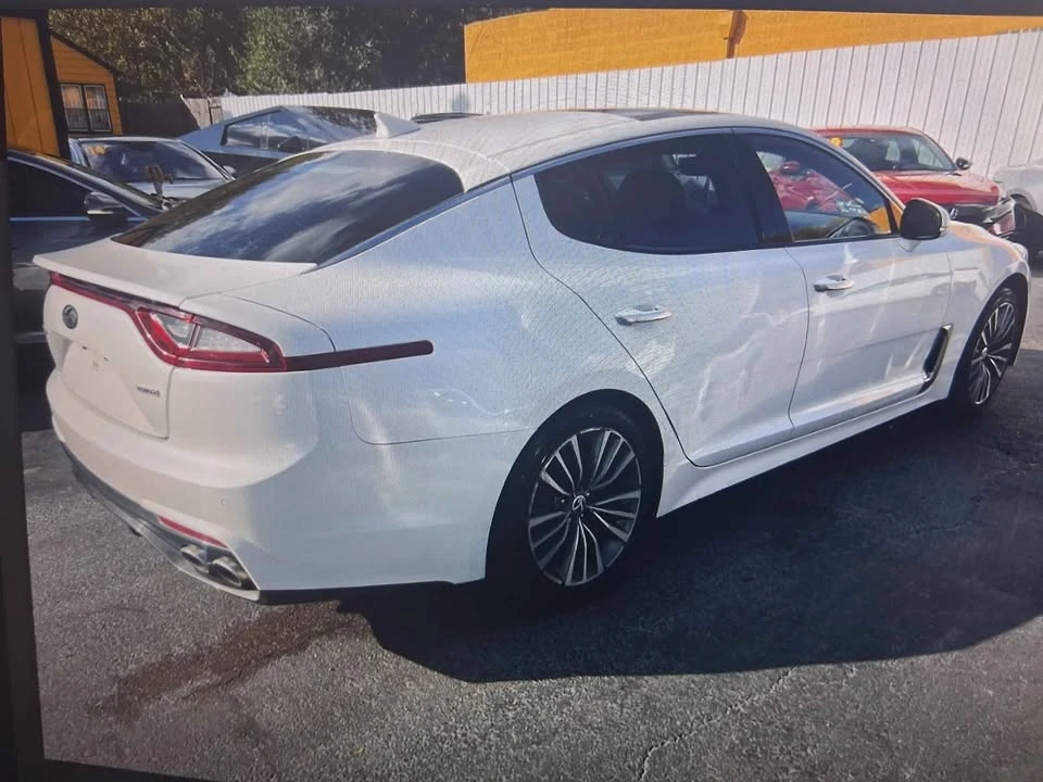 2018 Kia Stinger - Image 5 of 8