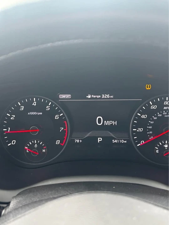 2018 Kia Stinger - Image 4 of 9