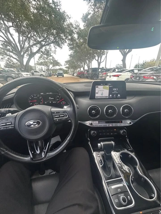 2018 Kia Stinger - Image 3 of 9