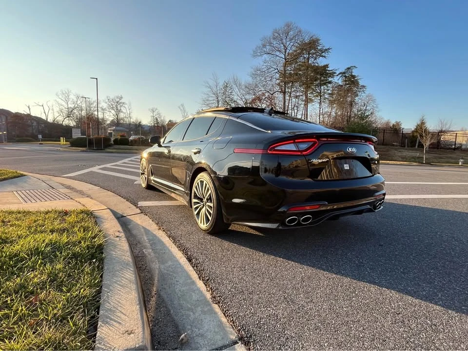 2018 Kia Stinger - Image 6 of 18
