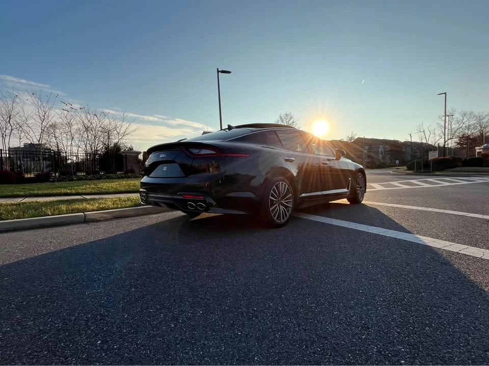 2018 Kia Stinger - Image 7 of 18