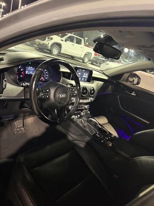 2018 Kia Stinger - Image 6 of 7
