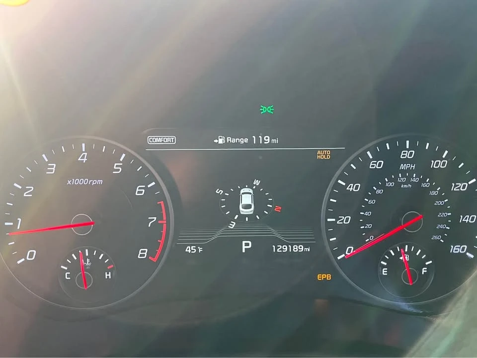 2018 Kia Stinger - Image 17 of 18