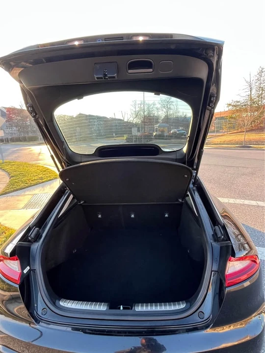 2018 Kia Stinger - Image 13 of 18