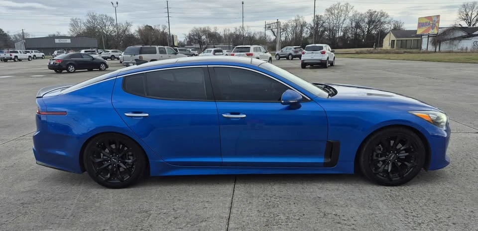 2018 Kia Stinger - Image 5 of 20