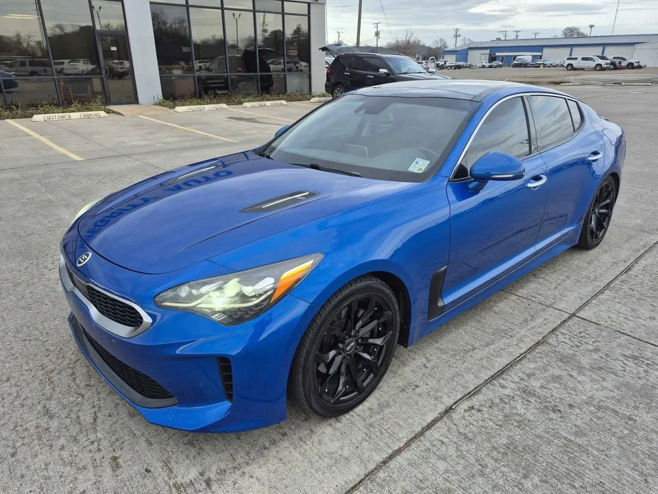 2018 Kia Stinger - Image 2 of 20