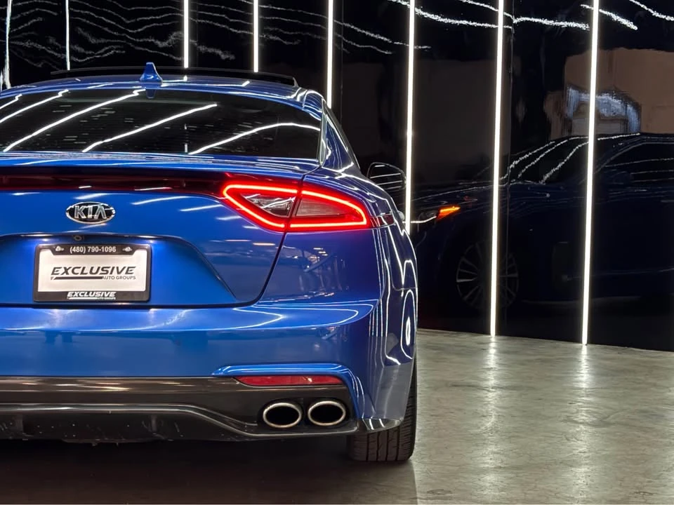 2018 Kia Stinger - Image 8 of 12