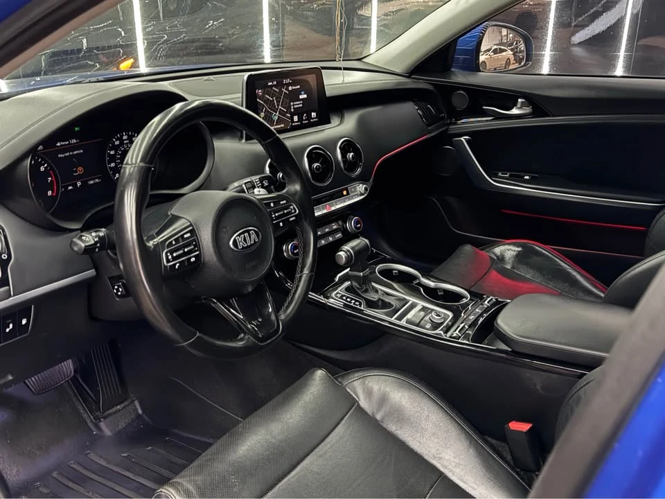 2018 Kia Stinger - Image 9 of 12