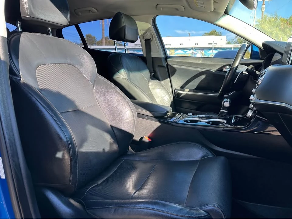 2018 Kia Stinger - Image 9 of 10