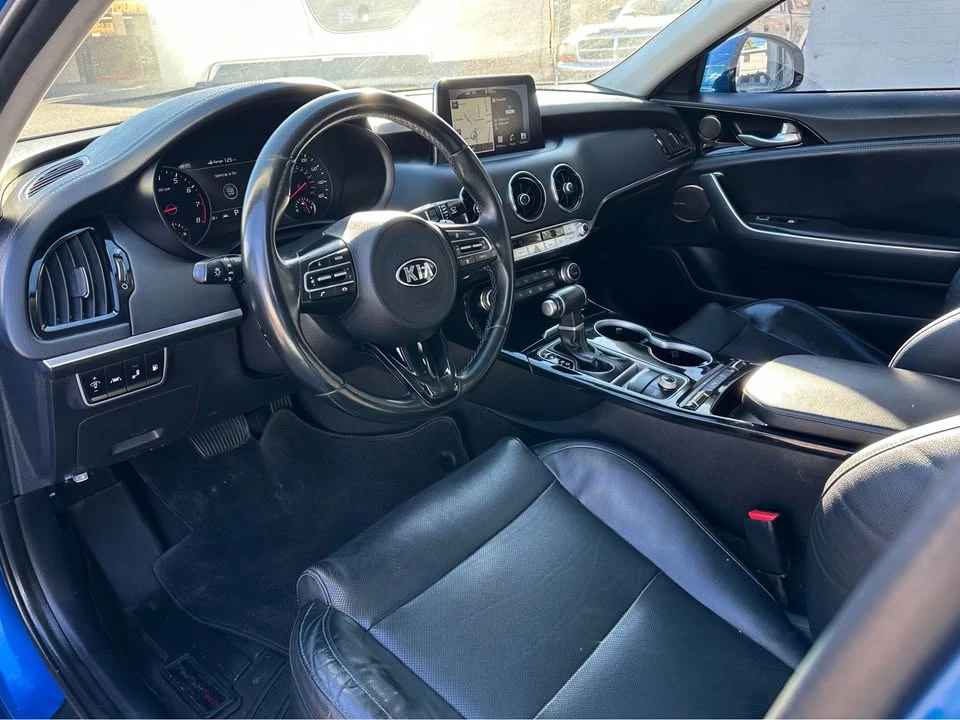 2018 Kia Stinger - Image 7 of 10
