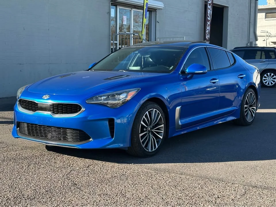 2018 Kia Stinger - Image 2 of 10