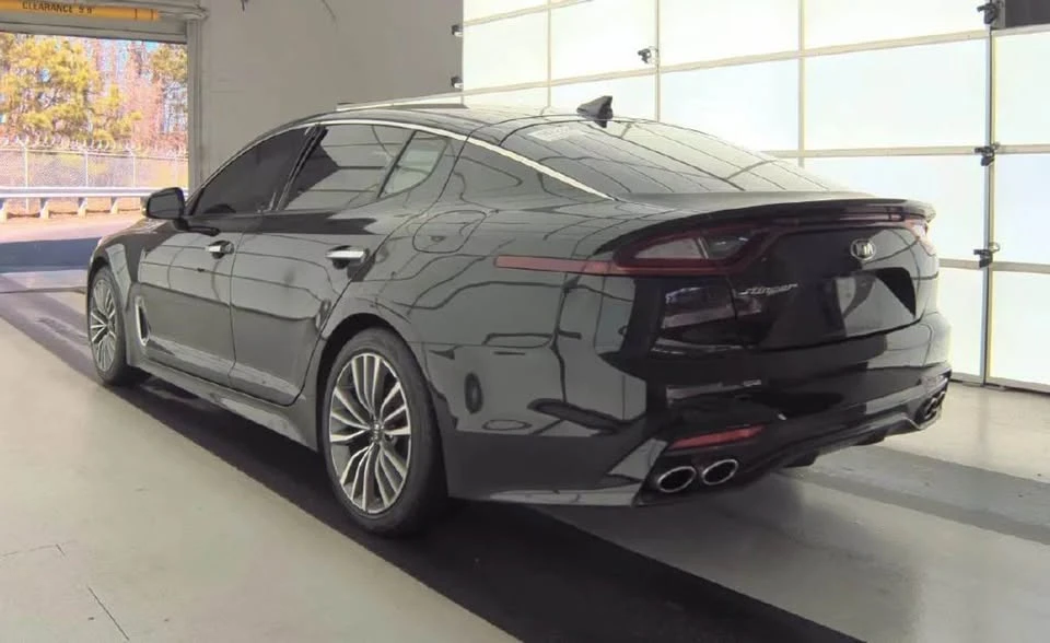 2018 Kia Stinger - Image 7 of 13