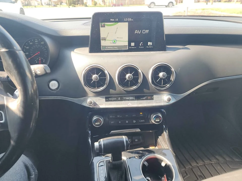 2018 Kia Stinger - Image 16 of 17