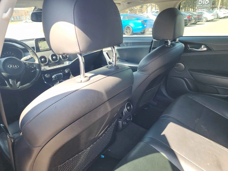 2018 Kia Stinger - Image 13 of 17