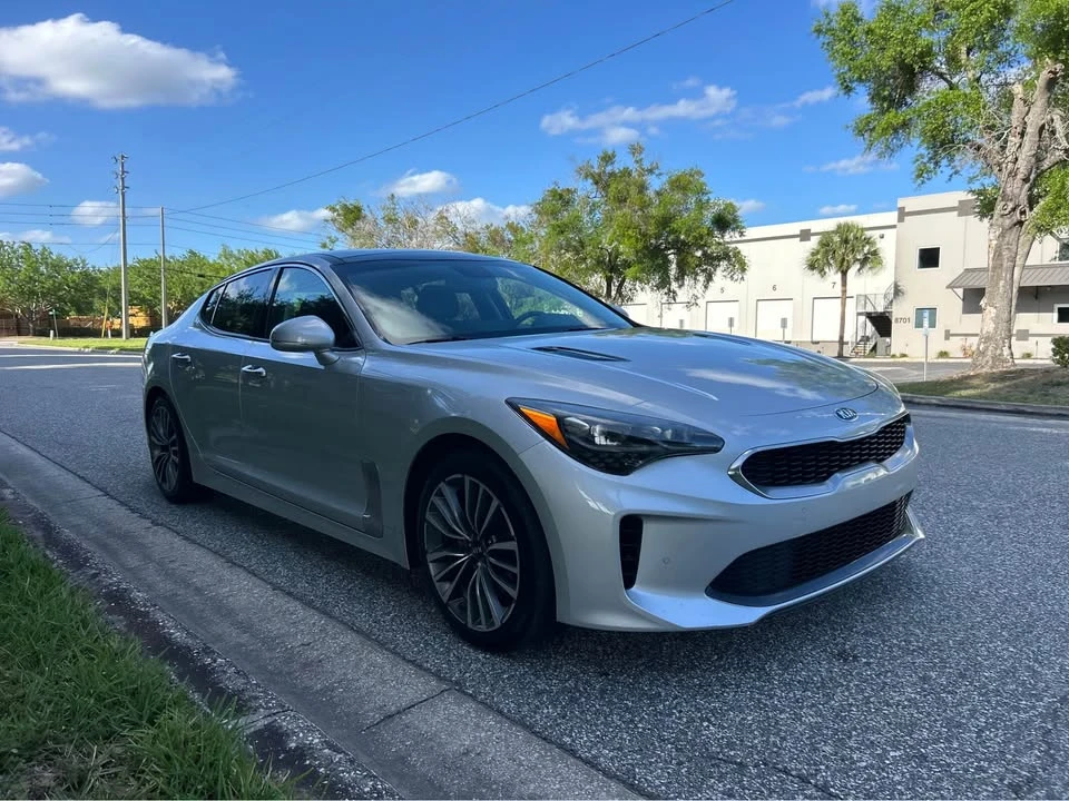 2018 Kia Stinger - Image 2 of 18