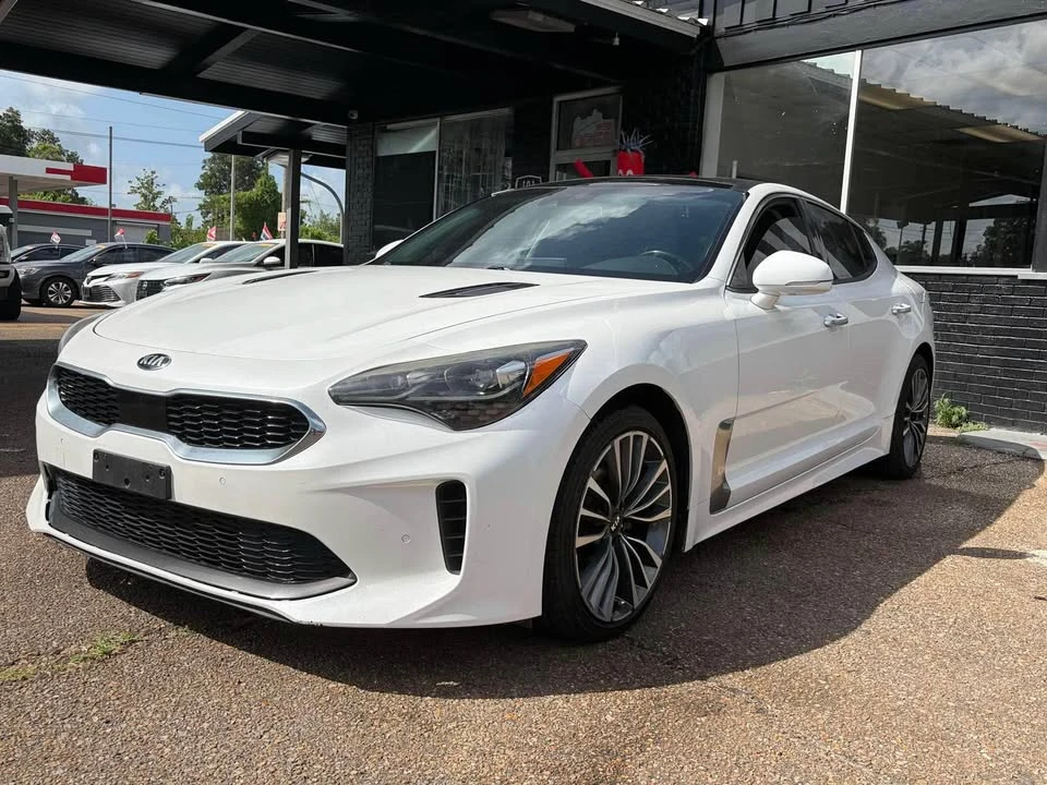 2018 Kia Stinger - Image 2 of 6