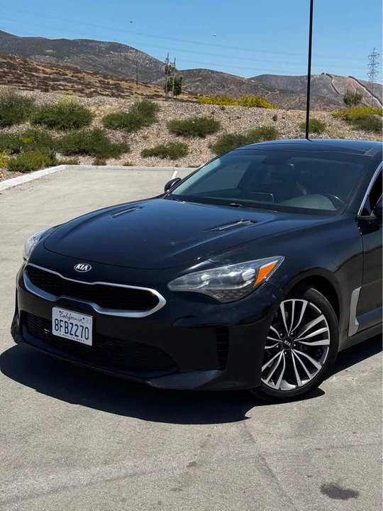 2018 Kia Stinger - Image 11 of 12
