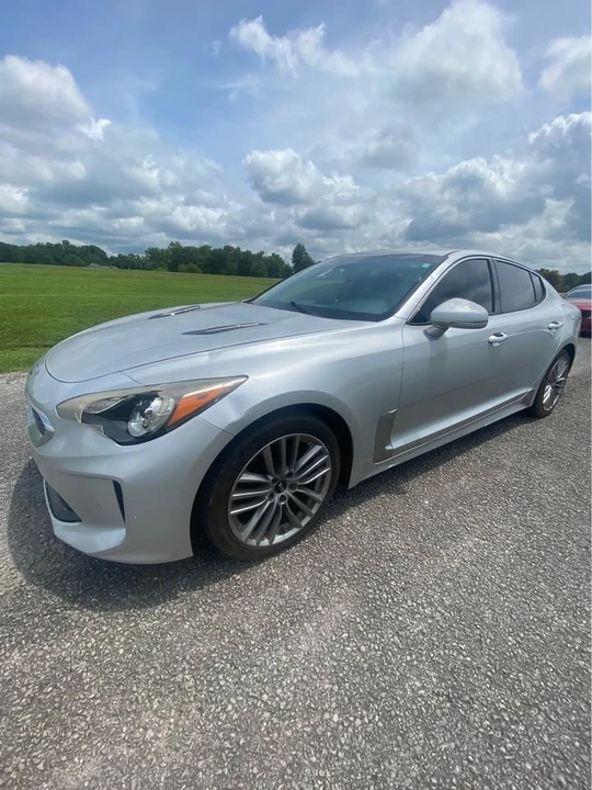 2018 Kia Stinger - Image 2 of 9