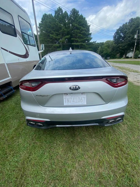 2018 Kia Stinger - Image 6 of 9