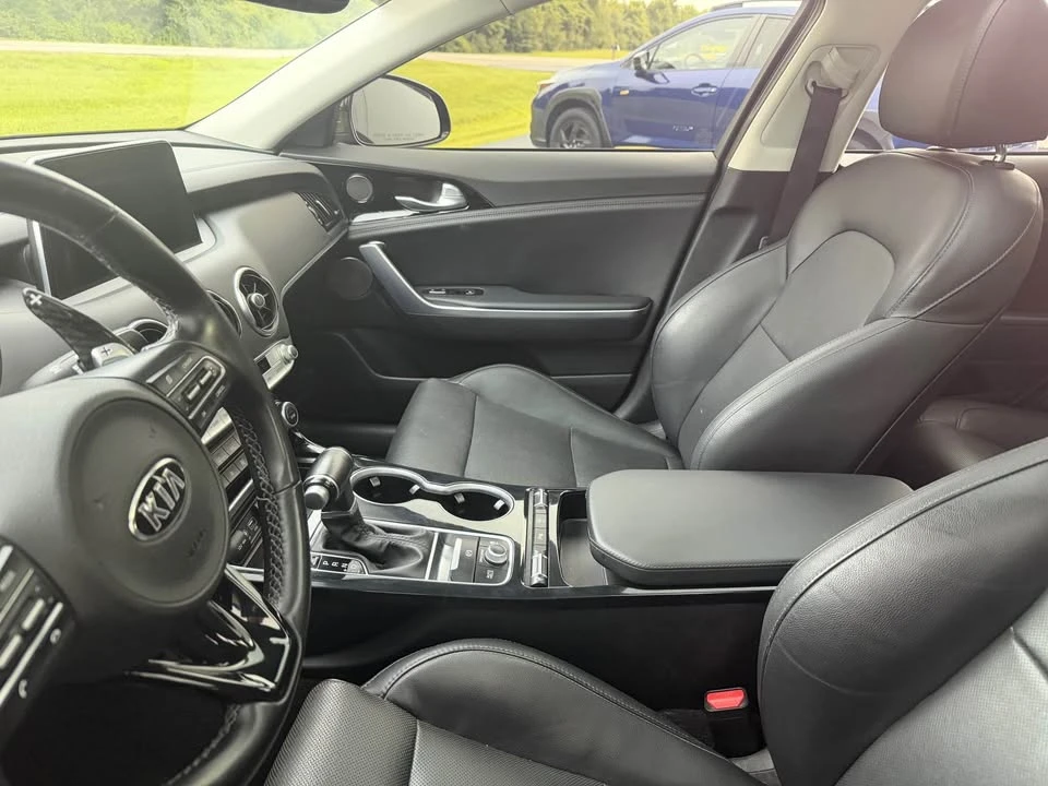 2018 Kia Stinger - Image 9 of 9
