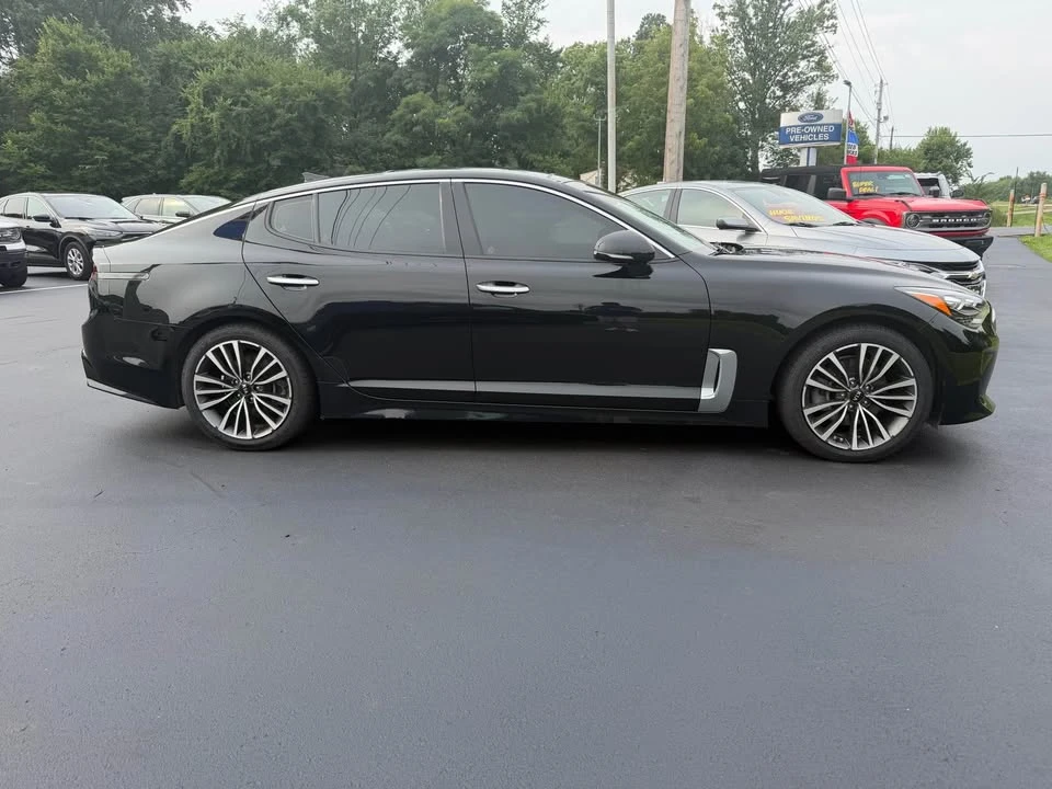 2018 Kia Stinger - Image 4 of 9