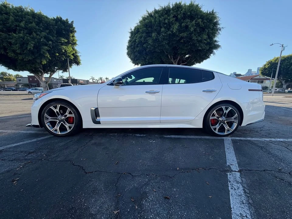 2018 Kia Stinger - Image 2 of 20